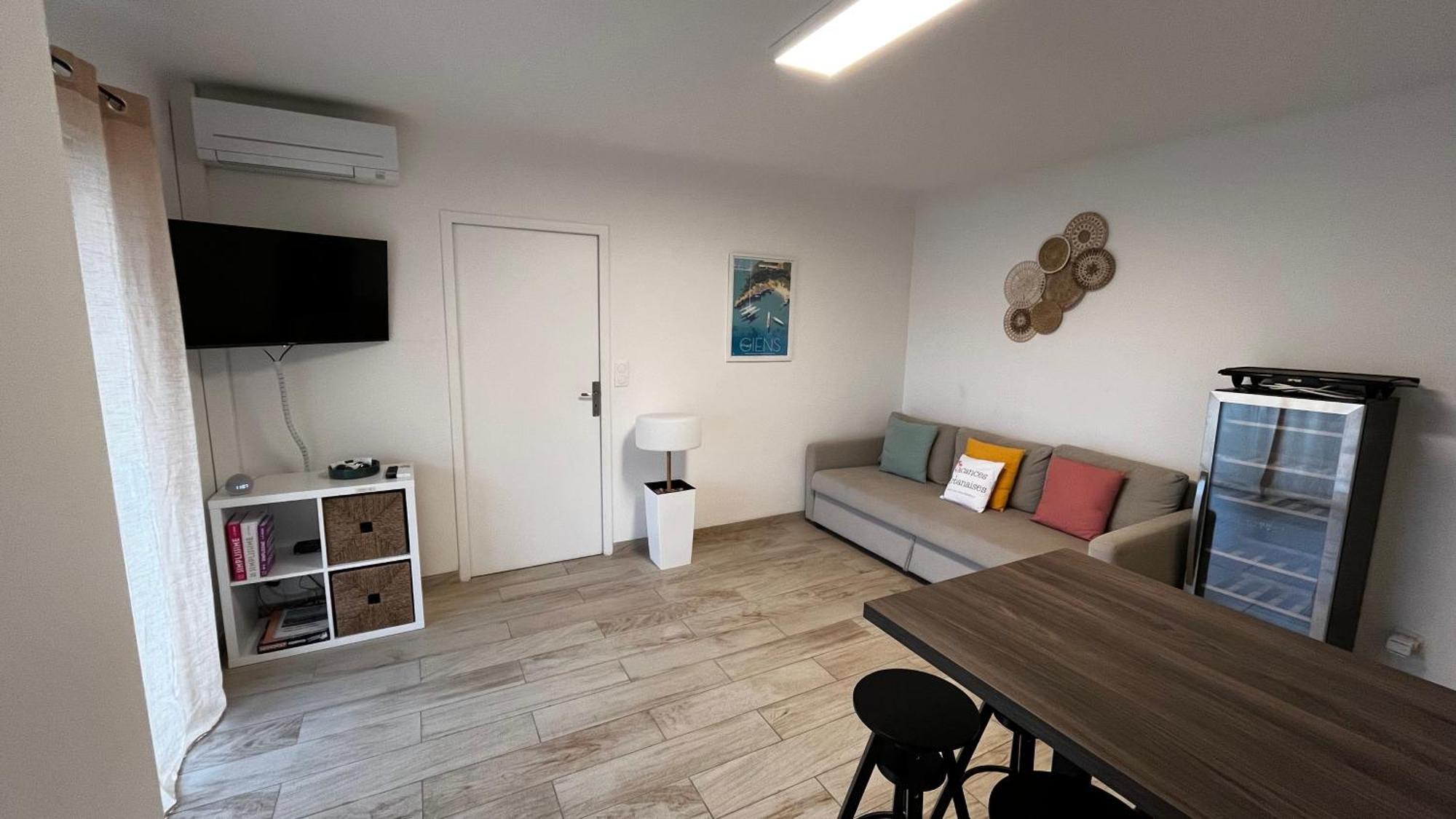 Vacances Arbanaises - Appartements Giens Hyères Eksteriør bilde